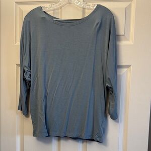 Tahari Women's Blue Top